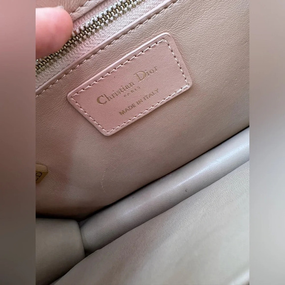 Christian Dior 30 Montaigne Shoulder Bag Beige Leather - Picture 9 of 13